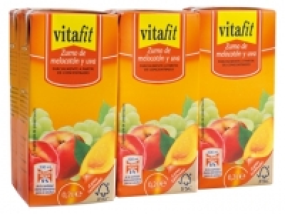 VITAFIT Zumo de melocotón y uva 0.75 €