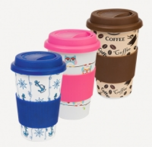 TAZA DE CAFÉ CON TAPA