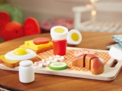 Lidl  PLAYTIVE JUNIOR Juego de comida de madera