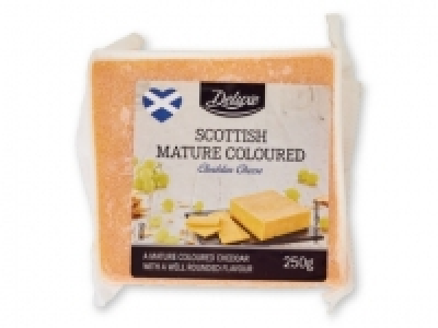 DELUXE Queso cheddar 1.99 €