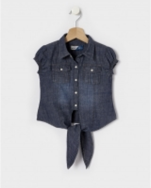 Camisa vaquera de manga corta con nudo