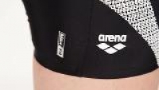 Arena BAÑADOR DE NATACIÓN PARA HOMBRE BOXER LOGOTIPO NEGRO BLANCO