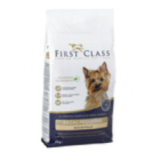 First Class alimento para perros razas pequeñas rico en pollo bolsa 2 Kg