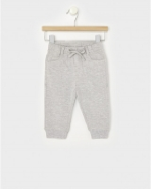 Pantal&oacute;n felpa b&aacute;sico 6.99&nbsp;&euro;