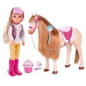 Nancy - Un Dia de Aventuras a Caballo