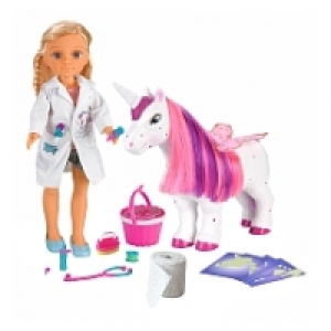 Nancy - Un Día Veterinaria de Unicornios