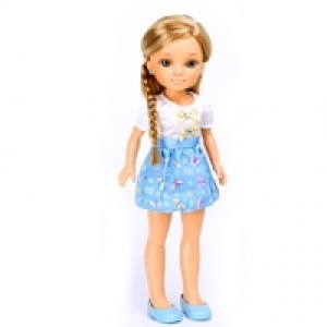 Nancy - Mu&ntilde;eca Presume de Trenzas Vestido Azul y Blanco 14.97&nbsp;&euro;
