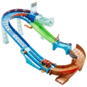 Fisher Price - Blaze y Los Monster Machines - Flip and Race