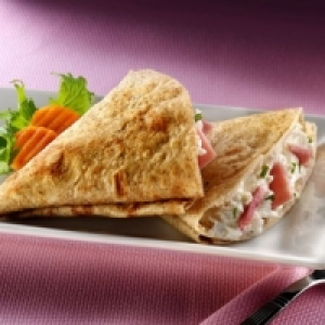 Crepes de jamón y queso emmental 2.99 €