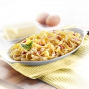 Tallarines a la carbonara 1.99 €