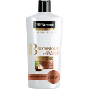TRESEMME Pro Collection acondicionador Botanique nutre y for