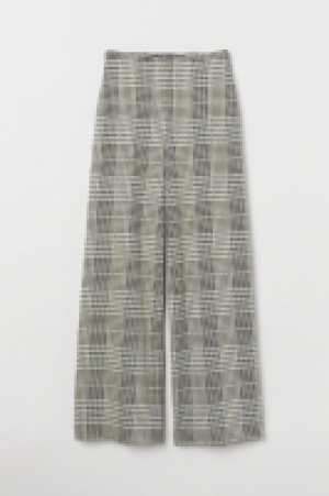  Pantalón amplio 7.99 €