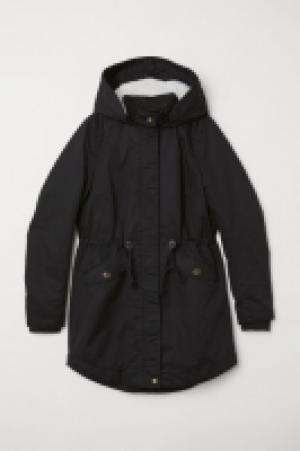  Parka acolchada con capucha 18.99 €