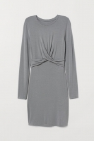  Vestido con lazada 5.99 €
