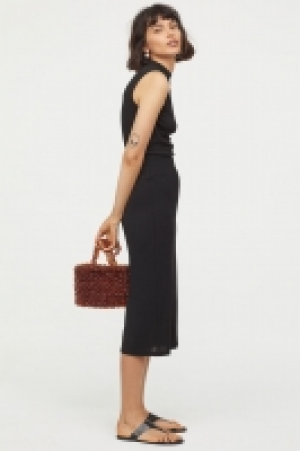  Falda en punto de canalé 9.99 €
