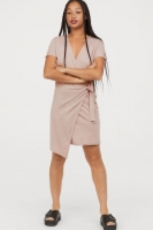  Vestido cruzado corto 9.99 €