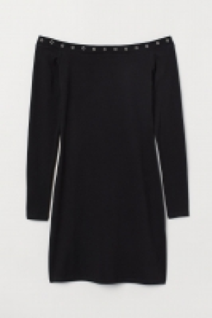  Vestido hombro descubierto 4.99 €