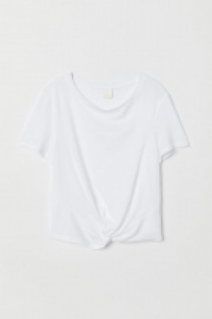  Camiseta con detalle de nudo 5.99 €