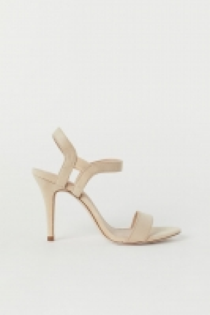  Sandalias 9.99 €