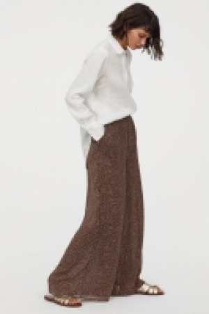  Pantalón amplio 15.99 €