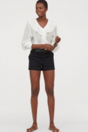  Pantalón corto sarga algodón 6.99 €