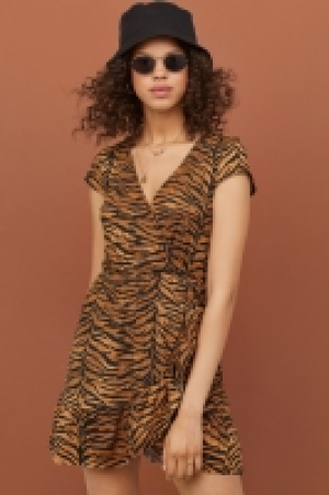  Vestido cruzado 7.99 €