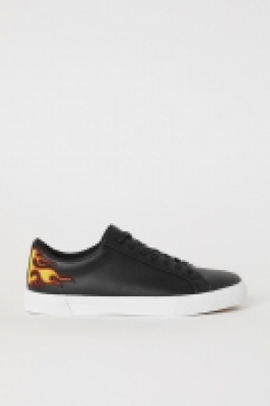  Zapatillas deportivas 22.99 €