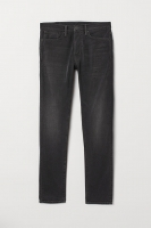  Slim Straight Jeans 19.99 €