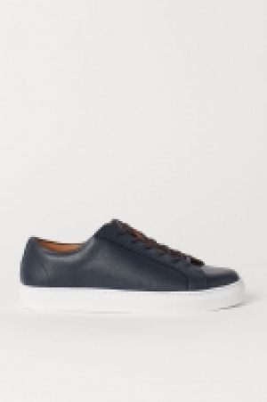  Zapatillas deportivas 69.99 €