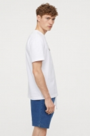  Pantalón corto en sudadera 9.99 €
