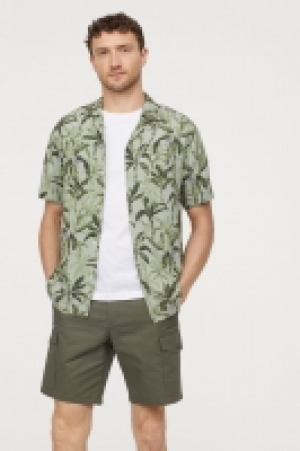  Pantalón corto cargo Slim 11.99 €