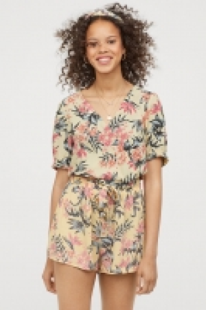 Blusa cruzada con lazada 4.99 €