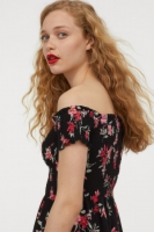  Vestido hombro descubierto 11.99 €