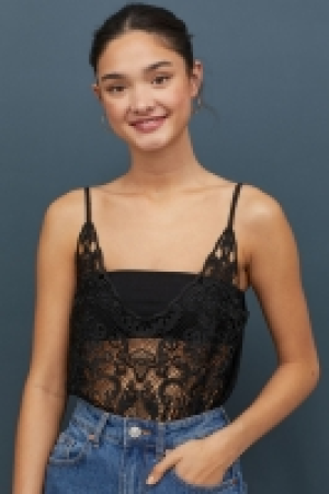  Top corto de tirantes 7.99 €