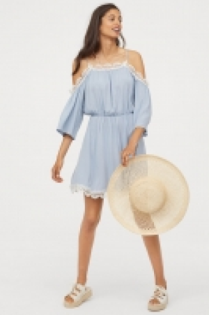  Vestido hombros cut-out 21.99 €