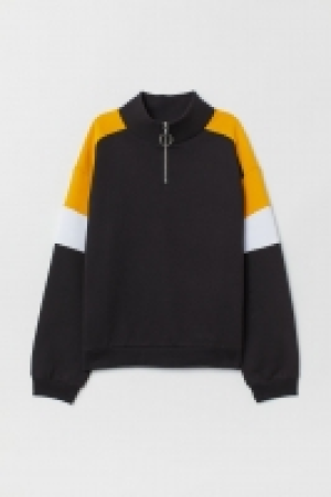  Sudadera con cuello elevado 11.99 €