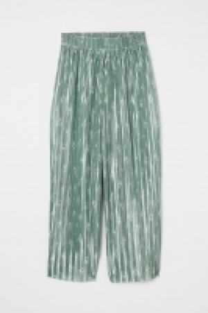 Pantalón plisado 11.99 €