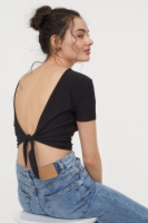  Top con espalda abierta 6.99 €