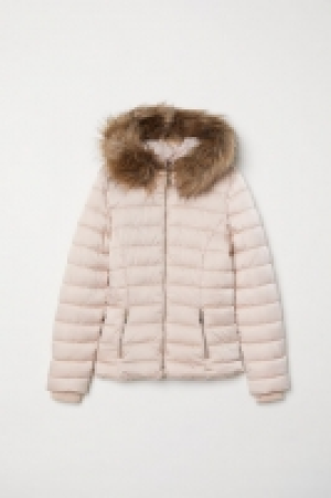  Chaqueta acolchada con capucha 29.99 €