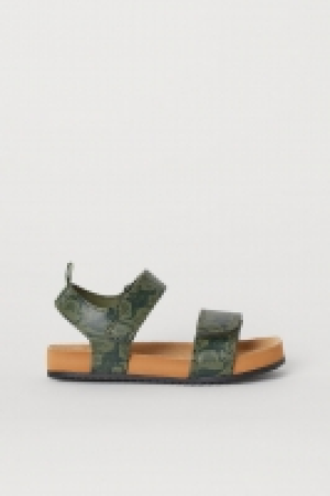  Sandalias 5.99 €