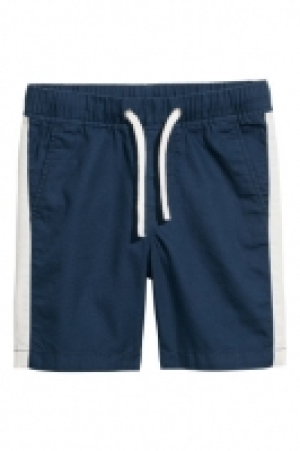  Pantalón corto de sarga 2.99 €