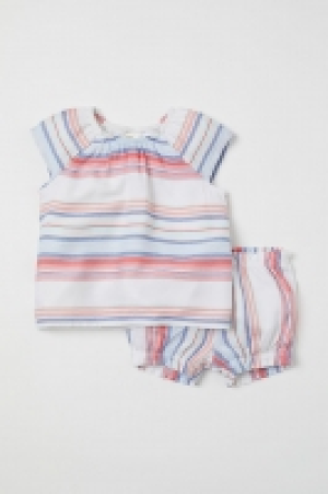  Camiseta y braga abullonada 7.99 €