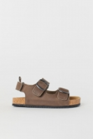  Sandalias de piel 19.99 €