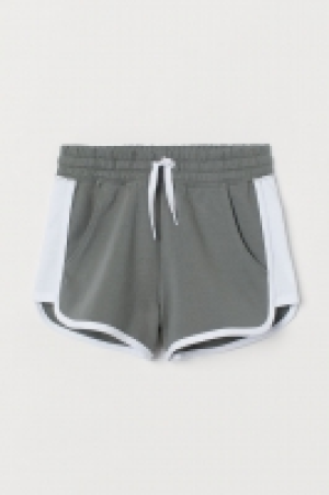  Pantalón corto con franjas 6.99 €