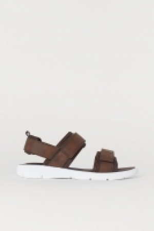  Sandalias de neopreno 10.99 €