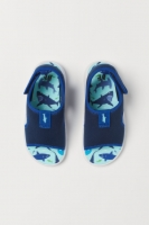  Sandalias de neopreno 9.99 €