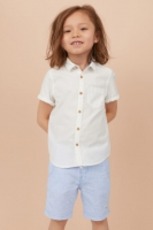  Pantalón corto de tela 6.99 €