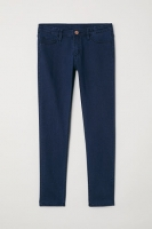  Skinny Fit Generous Size Jeans 11.99 €