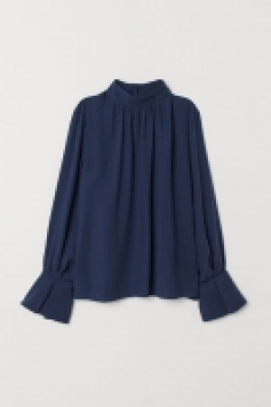  Blusa con cuello elevado 21.99 €