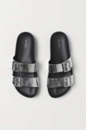  Sandalias abiertas 11.99 €